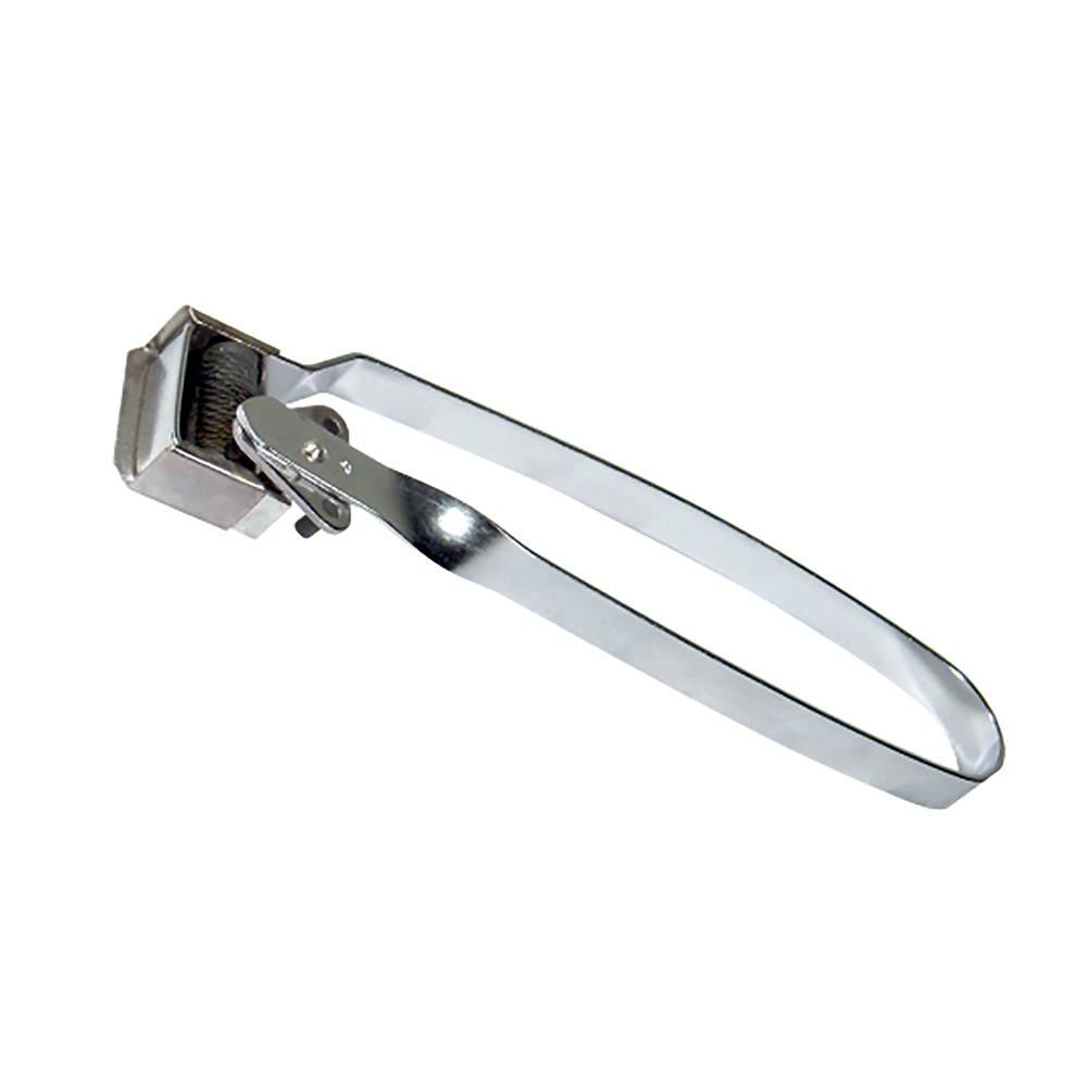 Triple flint spark lighter